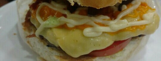 Pac-Man Burguer is one of Conhecidos.