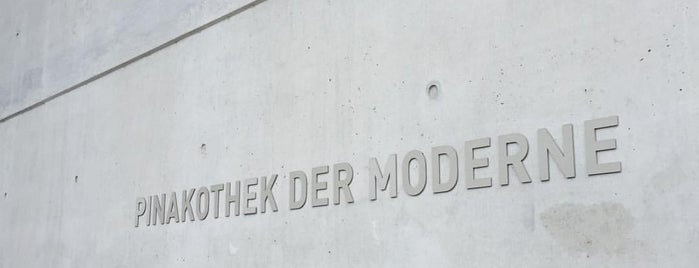 Pinakothek der Moderne is one of MUN.