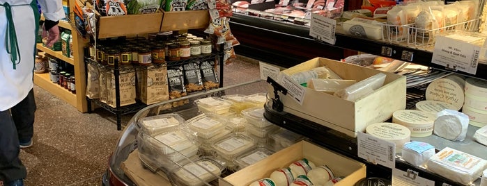 Savenor's Market is one of Gourmet Markets in Massachusetts.