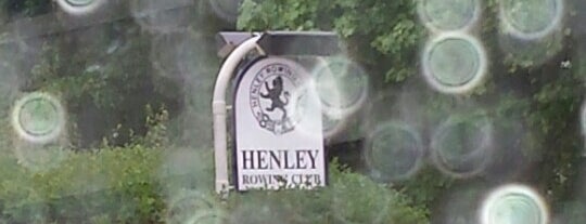Henley Rowing Club is one of Lieux qui ont plu à Henry.