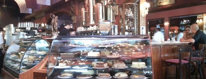 Cafe Intermezzo is one of Posti salvati di Chelsea.