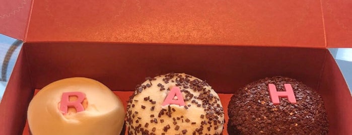 Sprinkles Beverly Hills Cupcakes is one of The 15 Best Places for Cupcakes in Los Angeles.
