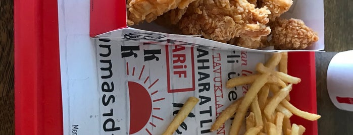 KFC is one of Tempat yang Disukai Celal.