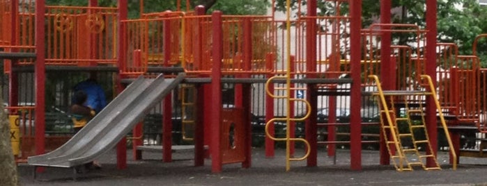 Columbus Park Playground is one of New York IV.