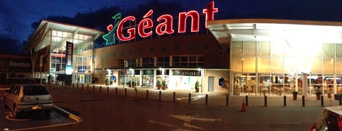 Géant is one of สถานที่ที่ Belen ถูกใจ.