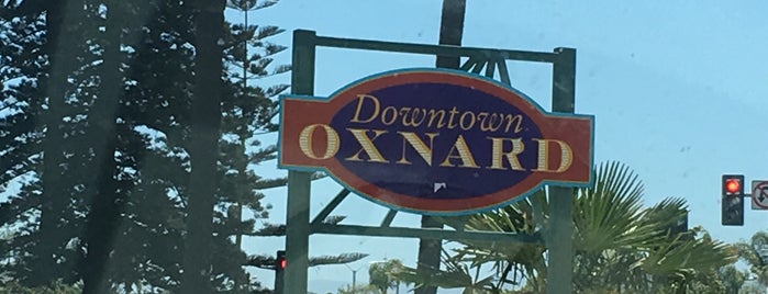 Downtown Oxnard is one of Los Angeles Suburbs.