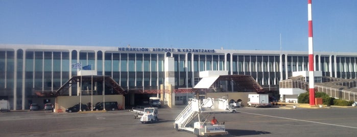 Heraklion Uluslararası Havalimanı Nikos Kazancakis (HER) is one of Crête.
