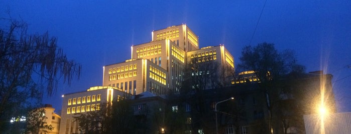 Menorah Hotel is one of Ирина'ın Beğendiği Mekanlar.