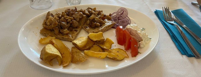 Mykonos is one of Food in Milano.