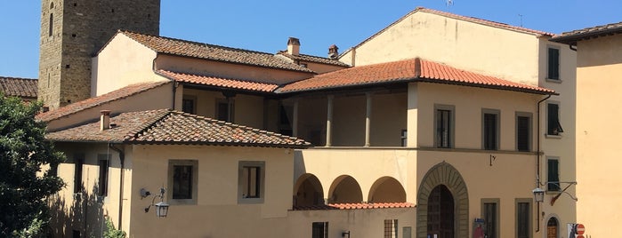 Casa Petrarca is one of Guida di Arezzo.