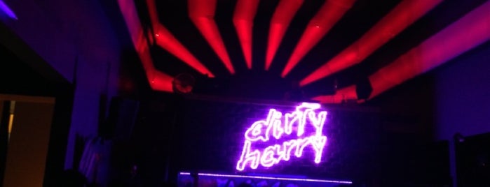 Dirty Harry is one of Nightlife GDL.