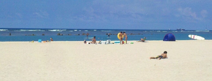 Ala Moana Beach Park is one of Oahu!.