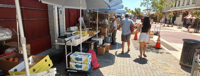 Kekaulike Market is one of Hawaii.