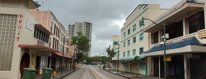 Chinatown is one of Travel Hawaii Oahu.