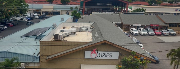 Suzie's Adult Super Store is one of Makiki Mancave.