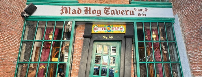 Mad Hog Tavern is one of Phuket.