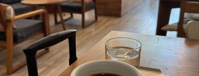 ซิกเนเจอร์ คอฟฟี่ is one of To drink-coffee list.