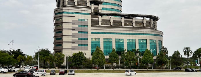 Jabatan Peguam Negara (Attorney General's Chambers) is one of Locais salvos de ꌅꁲꉣꂑꌚꁴꁲ꒒.