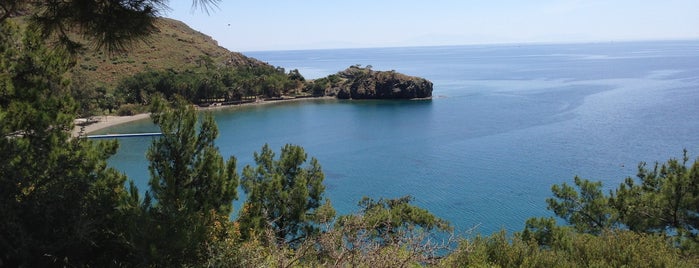 Kumluk Plajı is one of Lugares favoritos de Ozlem.