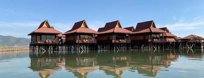 Shwe Inn Tha Floating Resort is one of Tempat yang Disukai Gianluca.