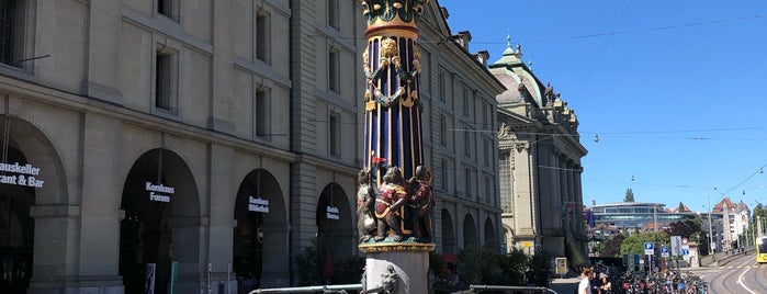 Chindlifrässer-Brunnen is one of Швейцария.