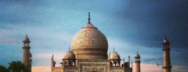 Taj Mahal | ताज महल | تاج محل is one of Места, где сбываются желания. Весь мир.