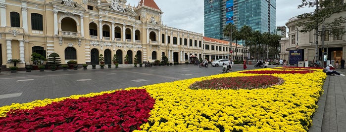 Ho Chi Minh City People's Committee Head Office (City Hall) is one of Dadeさんの保存済みスポット.