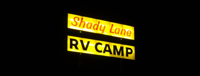 Shady Lane RV Camp is one of Sammy'ın Beğendiği Mekanlar.