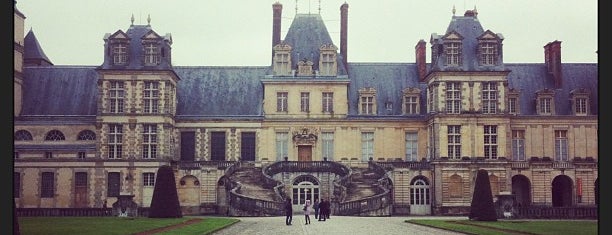 Château de Fontainebleau is one of Tempat yang Disukai Kathleen.