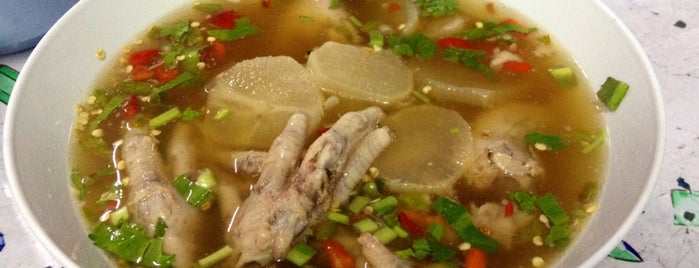 แป๊ะยิ้ม ซุปเปอร์ขาไก่ is one of Chaimongkol : понравившиеся места.