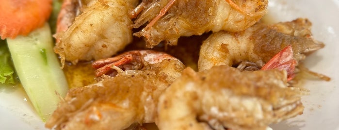 กุ้งเป็น is one of Favorite Food.