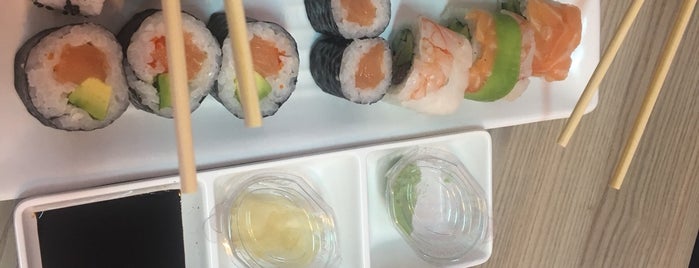 Dynasty Express Chinese & Sushi is one of Locais curtidos por Orhun.