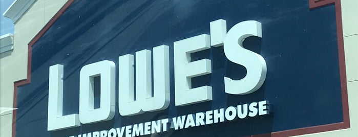 Lowe's is one of V : понравившиеся места.