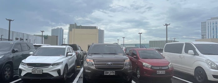 Trinoma Parking Lot is one of pinas.