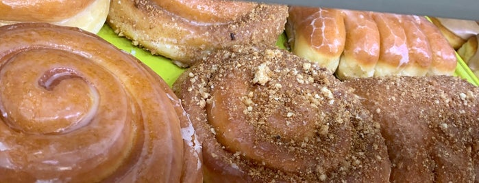 Classic Doughnuts & Croissants is one of The 11 Best Places for Glazed Donuts in Los Angeles.