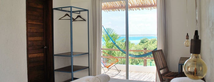 Hotel Aires Bacalar is one of Whishlist.