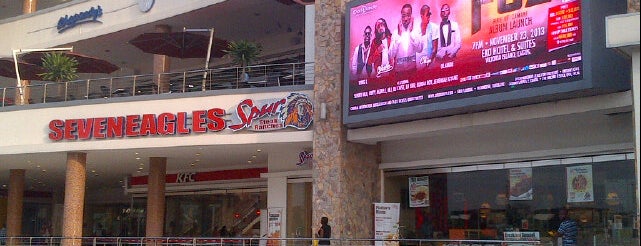 Ikeja City Mall is one of Locais salvos de Kimmie.