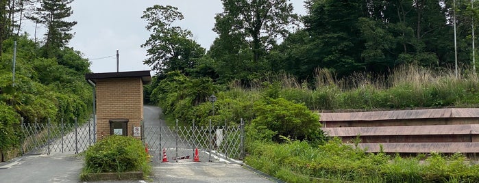 サットンヒルズ カントリークラブ is one of Tempat yang Disukai Sada.