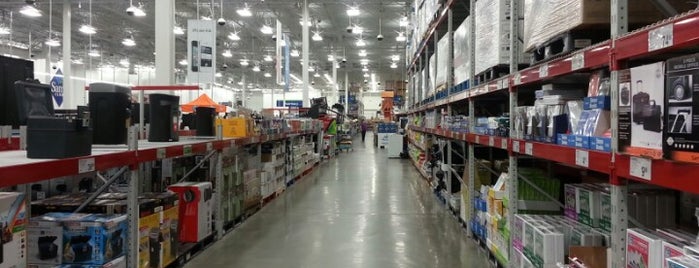 Sam's Club is one of Toddさんのお気に入りスポット.