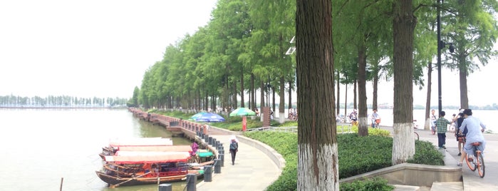东湖风景区 is one of Attractions.