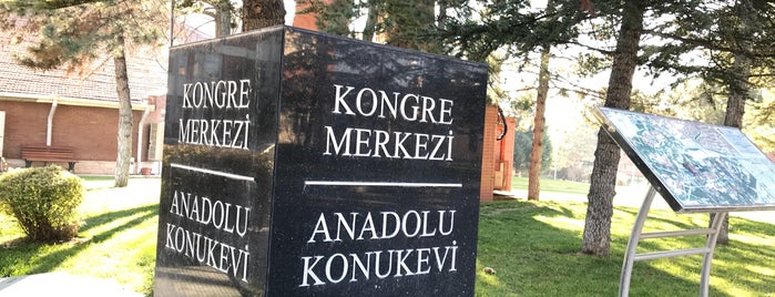 anadolu  Üniversitesi Konuk Evi is one of Denizさんのお気に入りスポット.