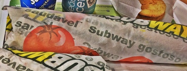 Subway is one of Estive aqui!.