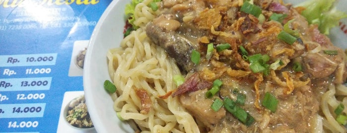 Mie Restu 'Bang Karman' is one of Surabaya Foodies.