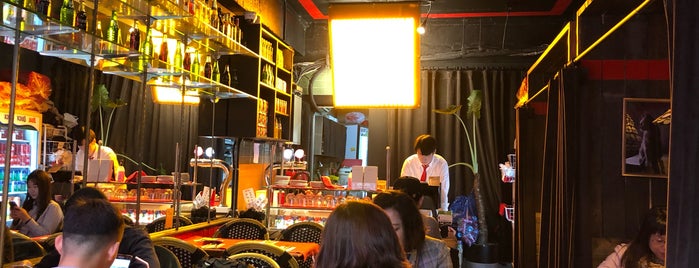 Smokey Saloon is one of 이태원, 녹사평.