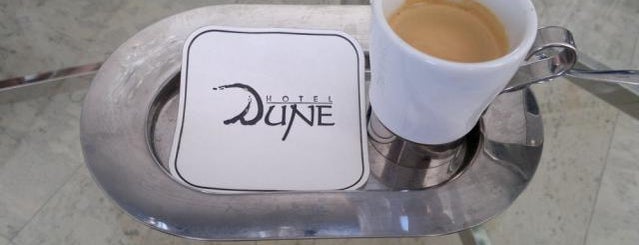 Dune Hotel Beach is one of Tempat yang Disukai Anton.