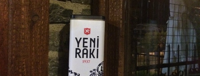 mandalya balık restaurant is one of Aysen'in Beğendiği Mekanlar.