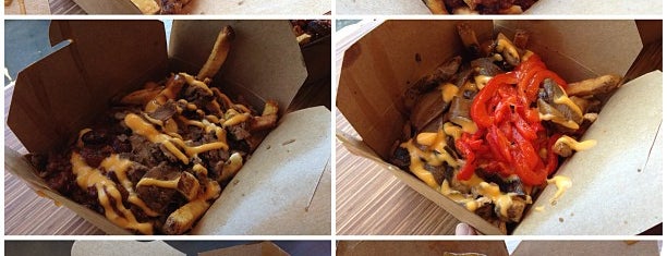 Smoke's Poutinerie is one of Dorianさんのお気に入りスポット.