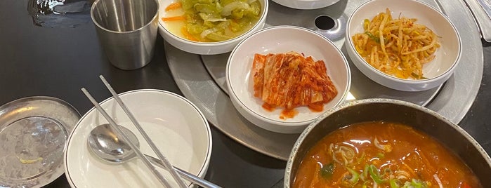 Nak Won Korean Restaurant is one of 한국음식.