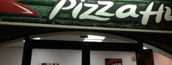 Pizza Hut is one of Neha'nın Beğendiği Mekanlar.