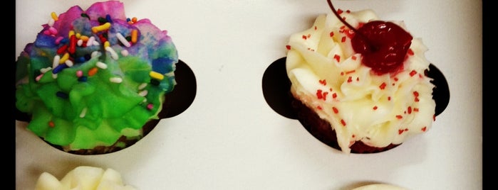 Cupcake Couture is one of Food.